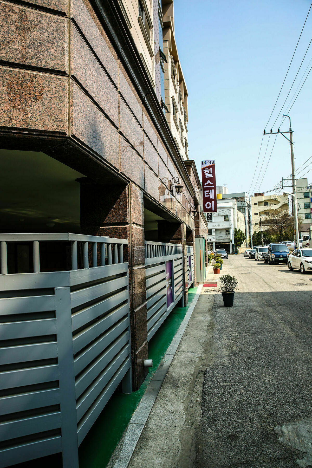 Hillstay Residence Hotel Gumi Exterior foto